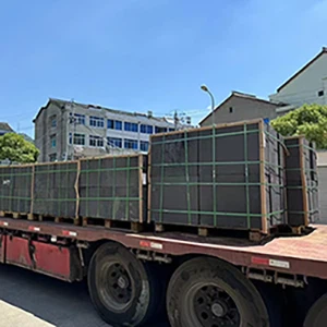 El fabricante de moldes de grafito comenzó a trabajar